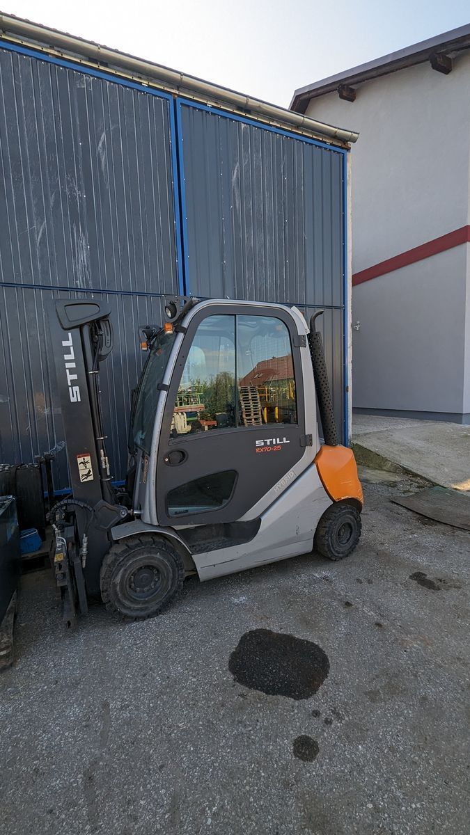 Still 2,5 tonnen diesel triplex & ss, zv Вилочный погрузчик 16 900 €