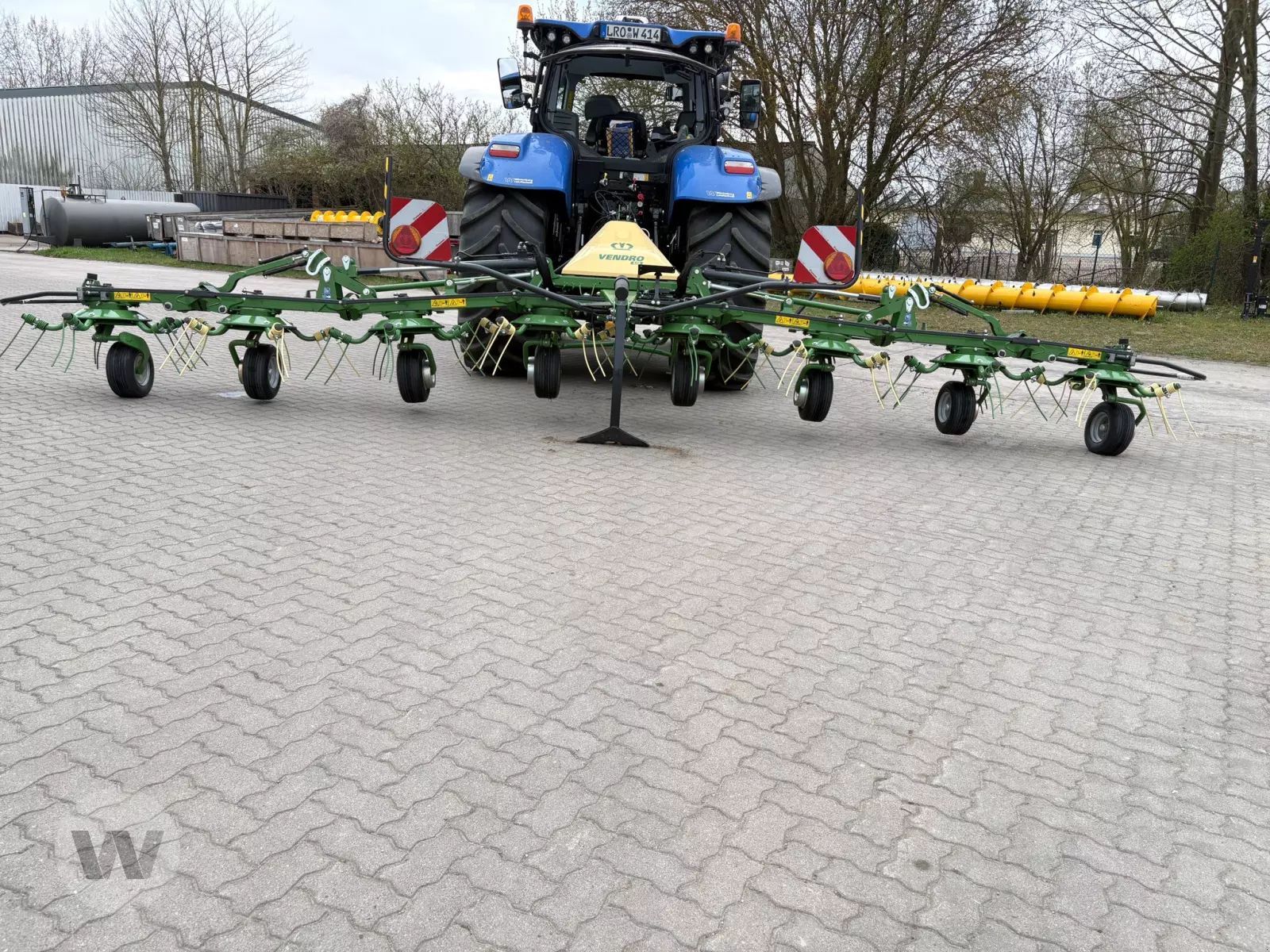 Krone Vendro 820 Rendterítő 15 500 EUR