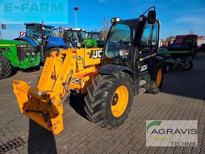 JCB 542-70 AGRI Super Încărcător telescopic 89.900 EUR