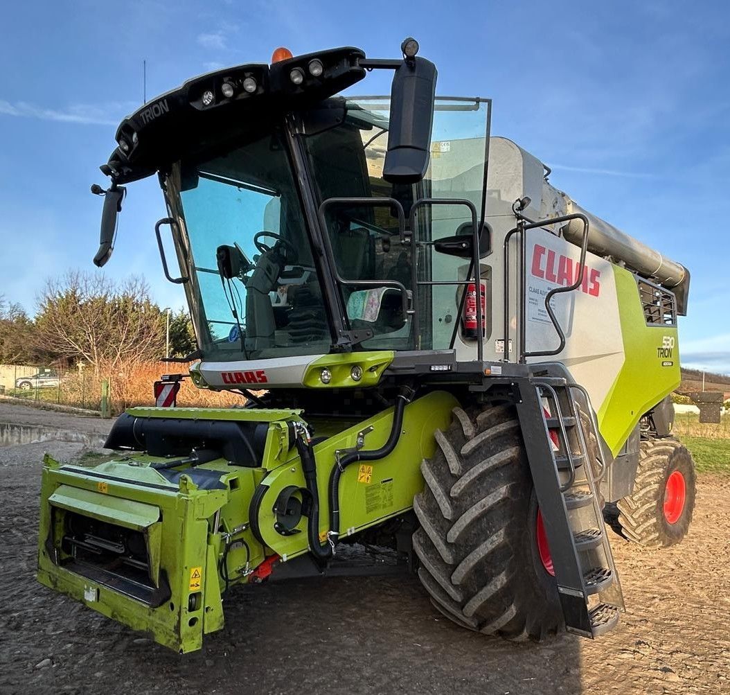 Claas Trion 530 Montana Combină de recoltat 225.000 EUR