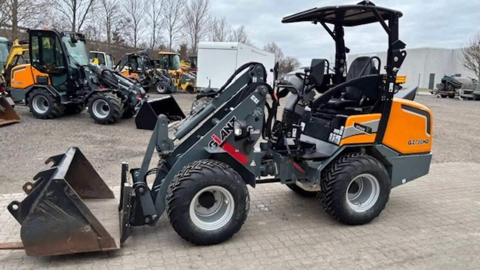 Giant g2700 hd Ładowarka kołowa 38 835 €