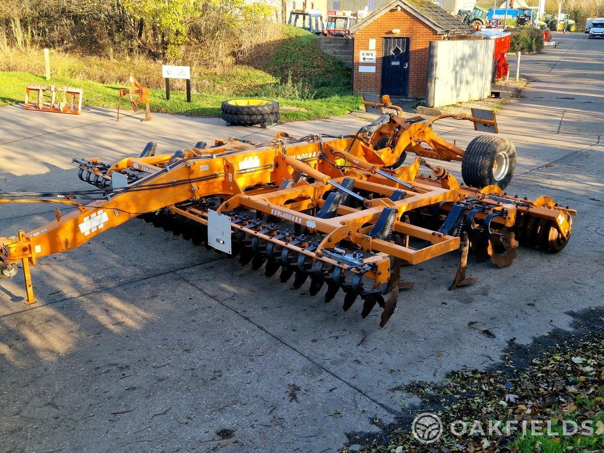 E-FARM: Simba sl/600/dtd - Kultywator - id NJXEHCS - 12 626 € - Rok produkcji: 2008 - Zjednoczone Królestwo
