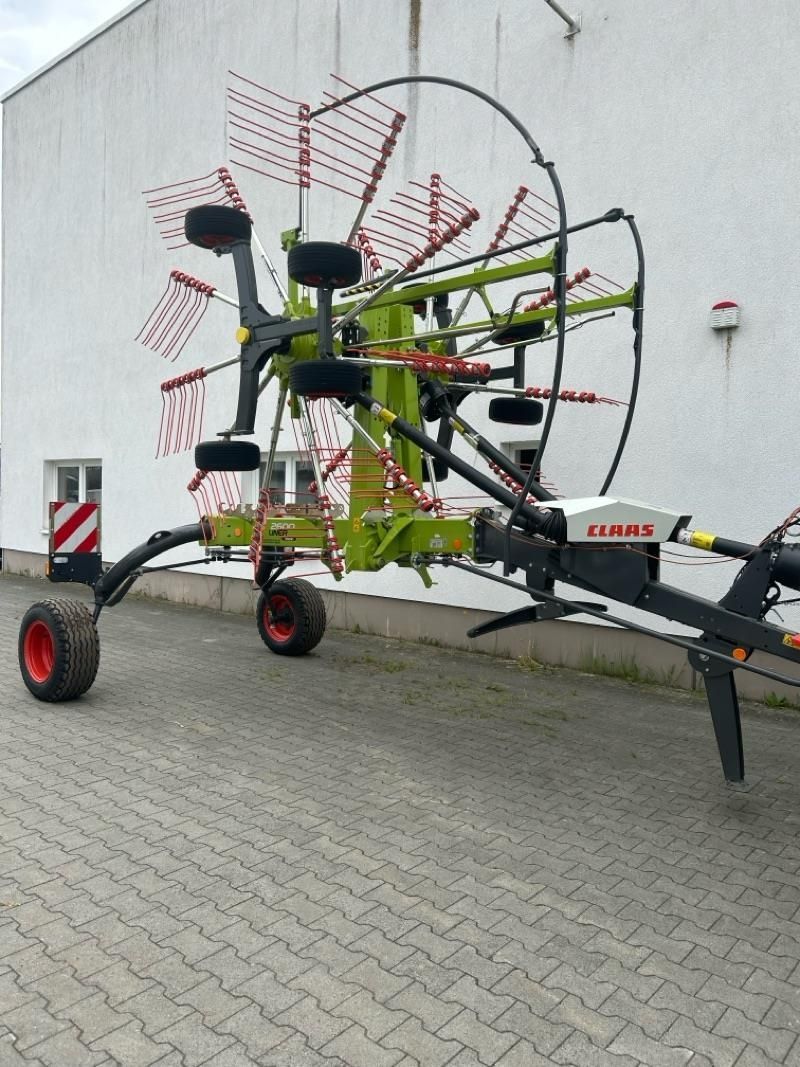 Claas Liner 2600 Trend Andaineur 19 200 €