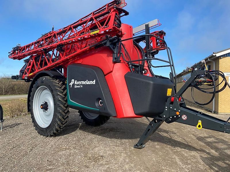 Kverneland iXtrack T4 Permetezőgép 133 145 EUR