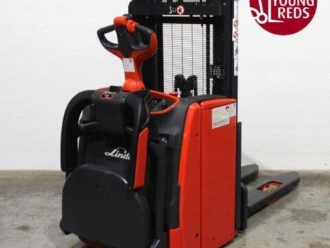 E-FARM: Linde l 16 ap i 1173-01 - Maszt sztaplowy - id JEADLCL - 19 550 € - Rok produkcji: 2023 - Motogodziny: 138,Niemcy