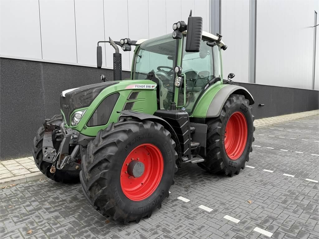 E-FARM: Fendt 516 Vario - Traktor - id MRRAEUX - 64 500 € - Rok produkcji: 2015 - Motogodziny: 10 300,Moc silnika: 165,Niderlandy
