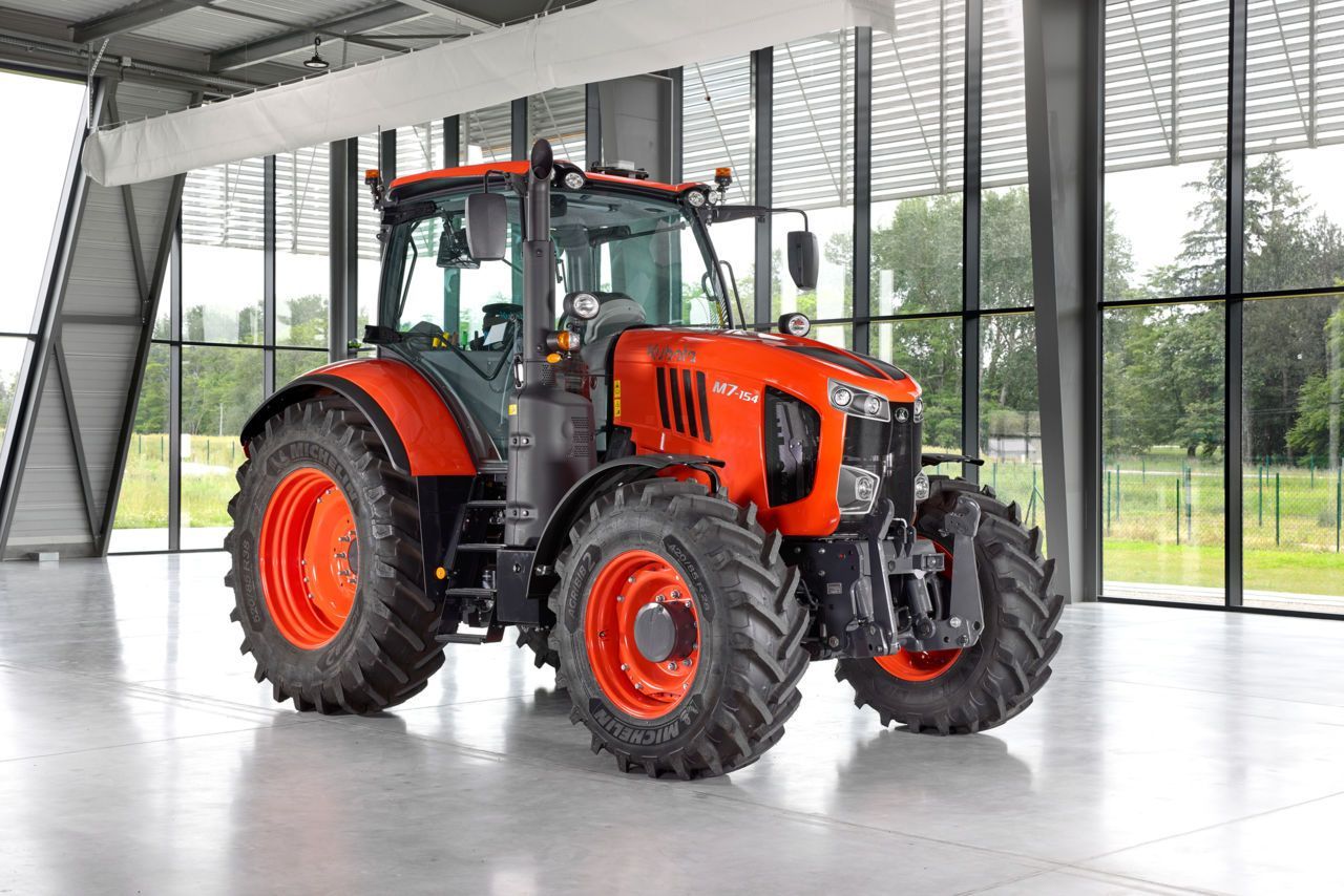 Kubota M7174 Traktor