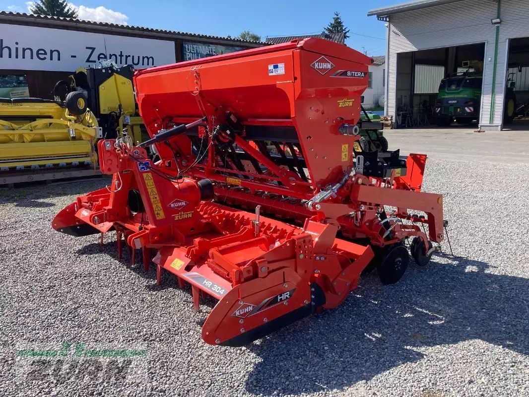 E-FARM: Kuhn HR 304 D - Semoir - id ITI6UUK - 36 200 € - Année: 2023 - Puissance du moteur (chevaux): 190,Allemagne