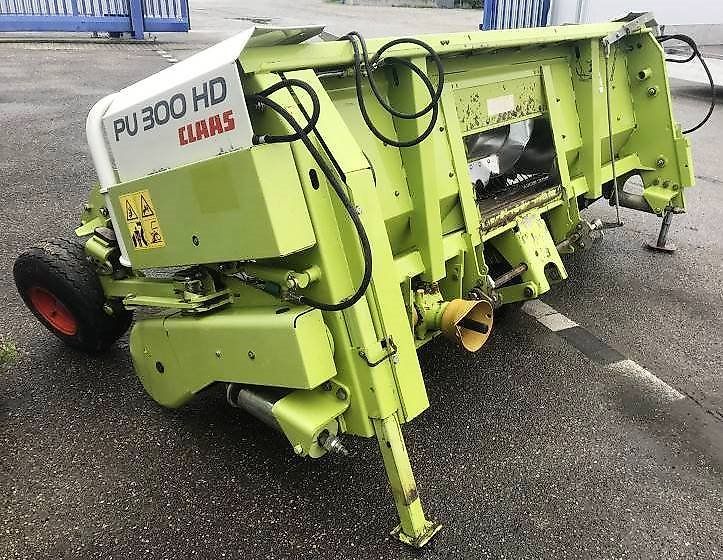 Claas Pick Up 300 Vágóasztal 7500 EUR