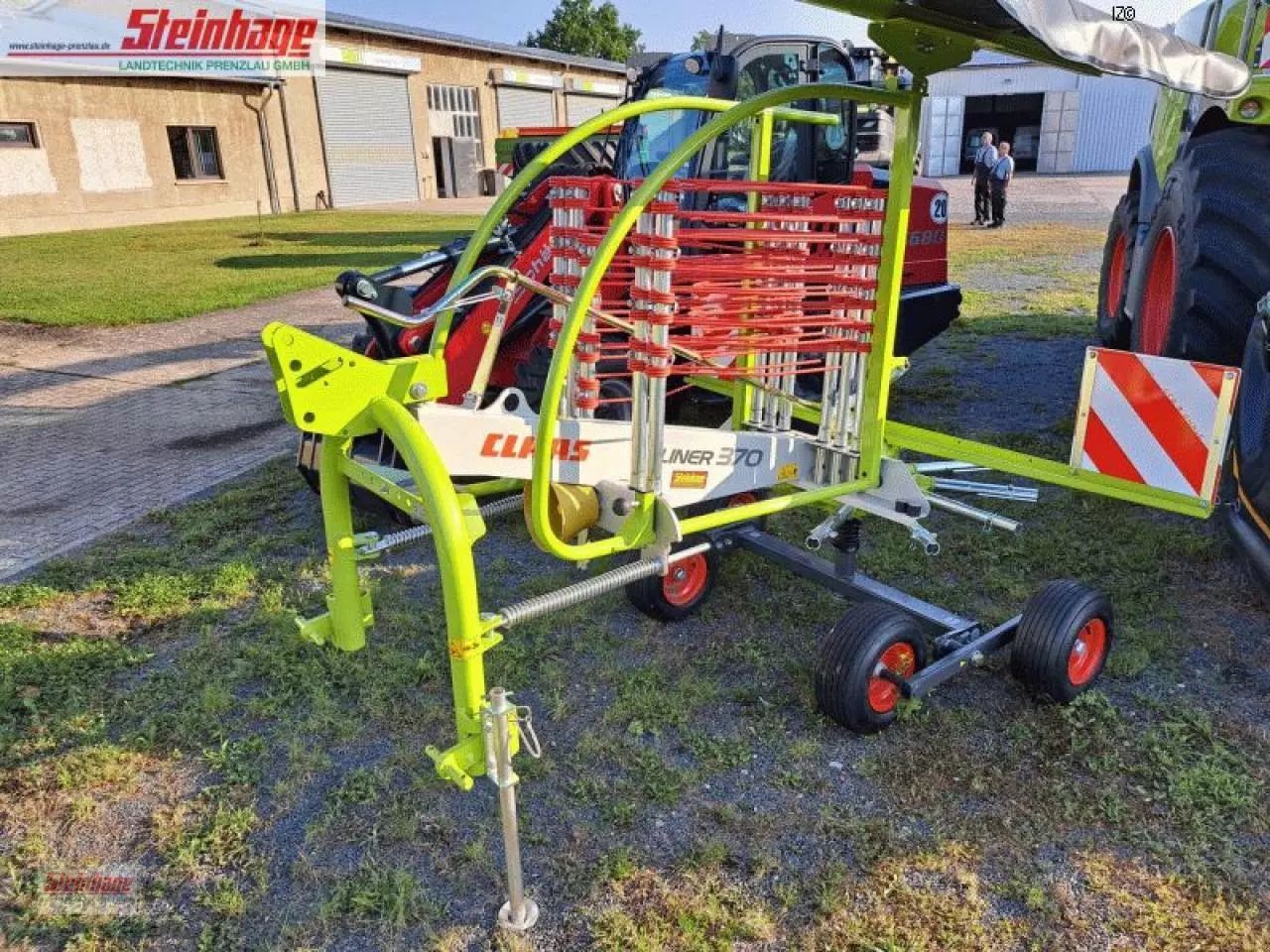 Claas Liner 370 Tandem Rake €6,800