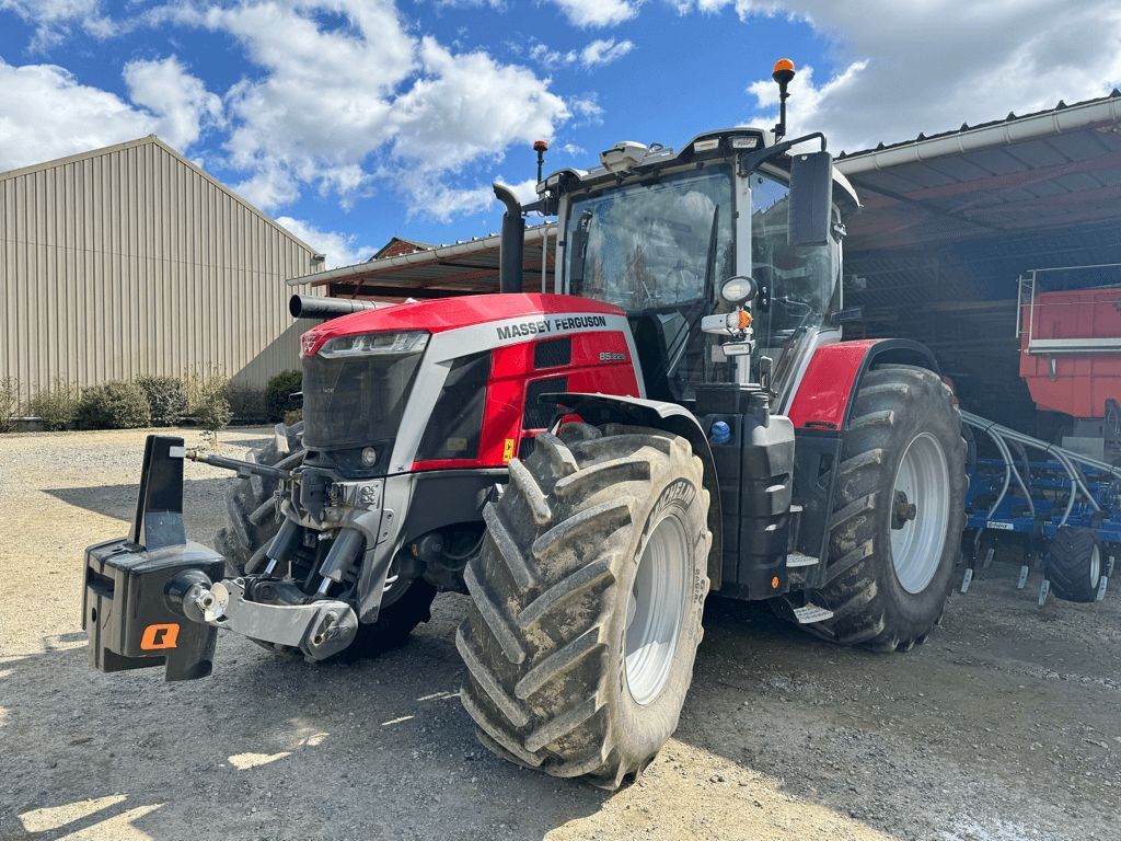 Massey Ferguson 8S.225 Tractor €105,000