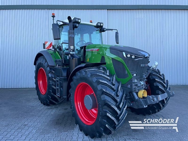E-FARM: Fendt 930 Vario - Traktor - id BLZEQEW - 284.750 € - Baujahr: 2022 - Abgelesene Motorstunden: 700,Motorleistung (PS): 295,Deutschland