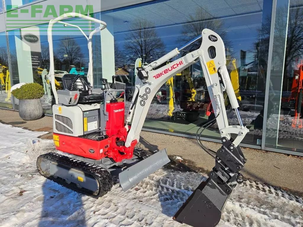 Takeuchi tb 210 r Excavator 22.739 EUR