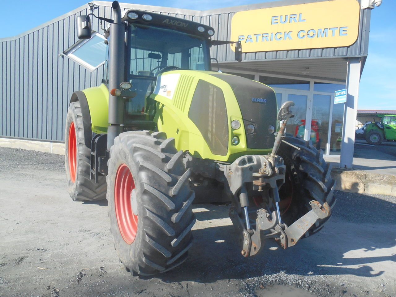 Claas Axion 810 Tractor €27,000