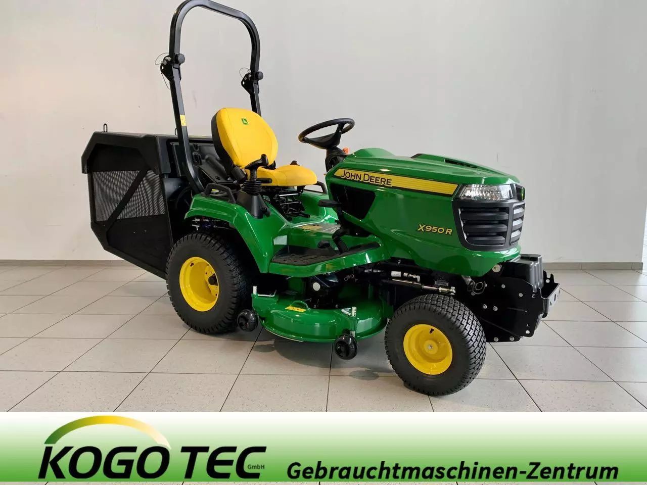 E-FARM: John Deere X950R - Rasenmäher - id 6RVZV47 - 20.160 € - Deutschland