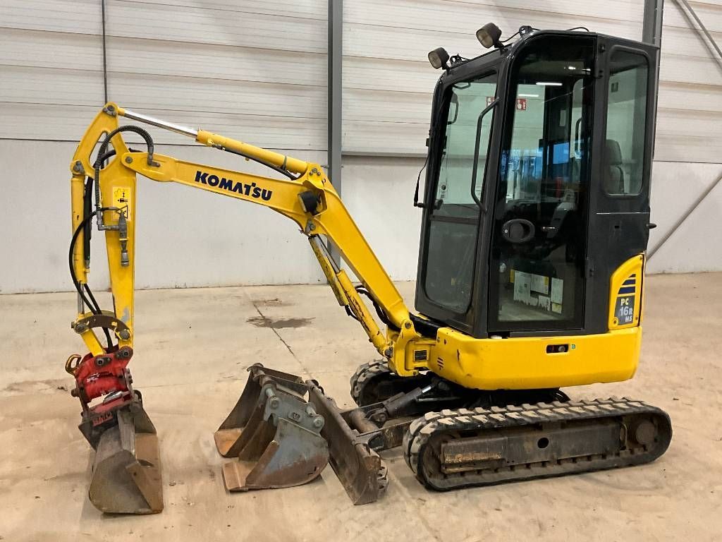 KOMATSU pc 16 r-3 Mini excavator €17,250