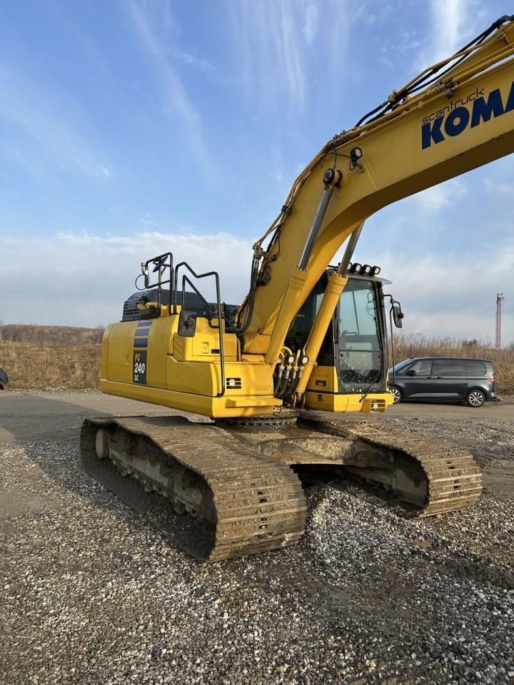 KOMATSU pc240lc-11eo Crawler excavator