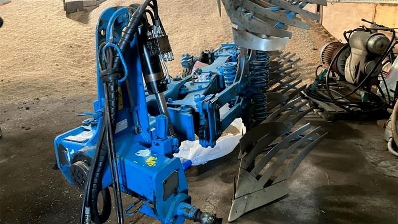 Lemken vario opal 8x Plugovi 10 705 €