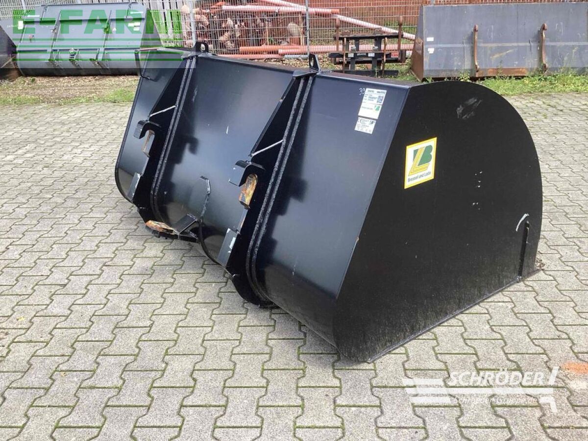 Bressel und Lade großvolumenschaufel l 2,20 m merlo zm 2 Příloha 2 385 €