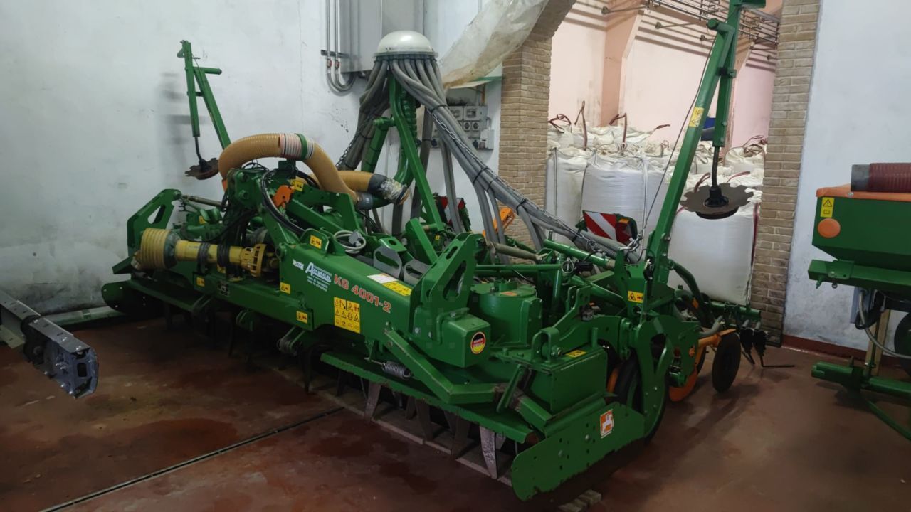 E-FARM: Amazone AVANT 400 - Vetőgép kombináció - id RZINGGB - 50 000 EUR - Gyártási év: 2015 - Olaszország