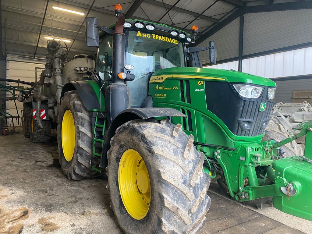 E-FARM: John Deere 6R 250 - Tractor - id 9RYRCBE - €145,000 - Year of construction: 2023 - Engine hours: 2,900,Engine power (HP): 250,France