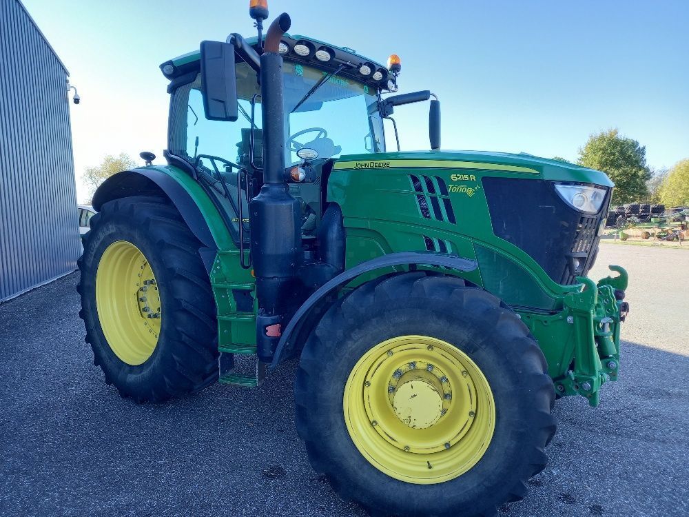 E-FARM: John Deere 6215 R - Tractor - id GINHGIL - €116,000 - Year of construction: 2019 - Engine hours: 2,600,Engine power (HP): 215,France