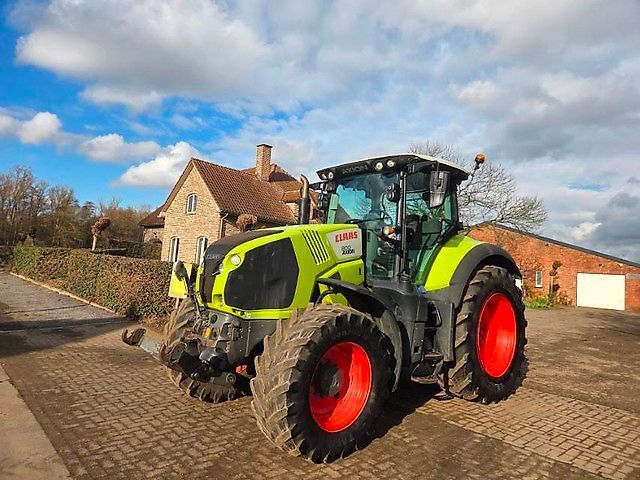 Claas Axion 800 Tractor €47,950