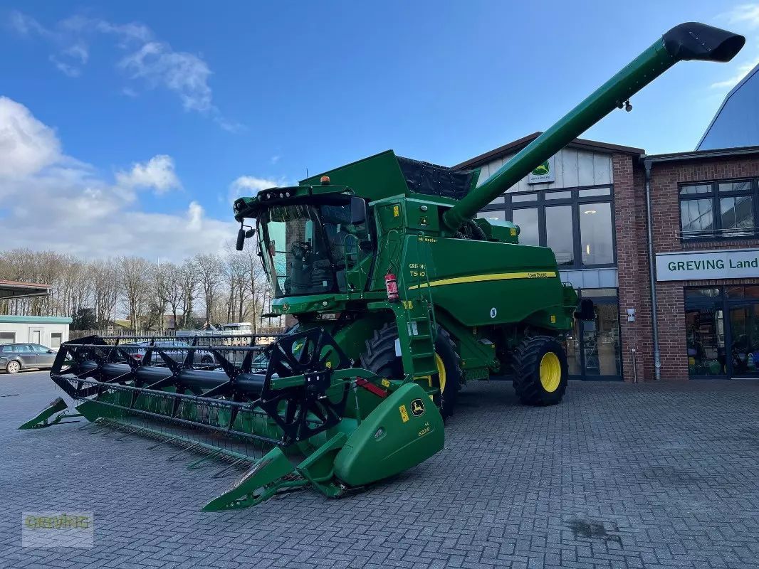 E-FARM: John Deere T 560 i - Cosechadora - id CBLFIXC - 255.000 € - Año: 2022 - Horas: 435,Potencia del motor: 387,Alemania