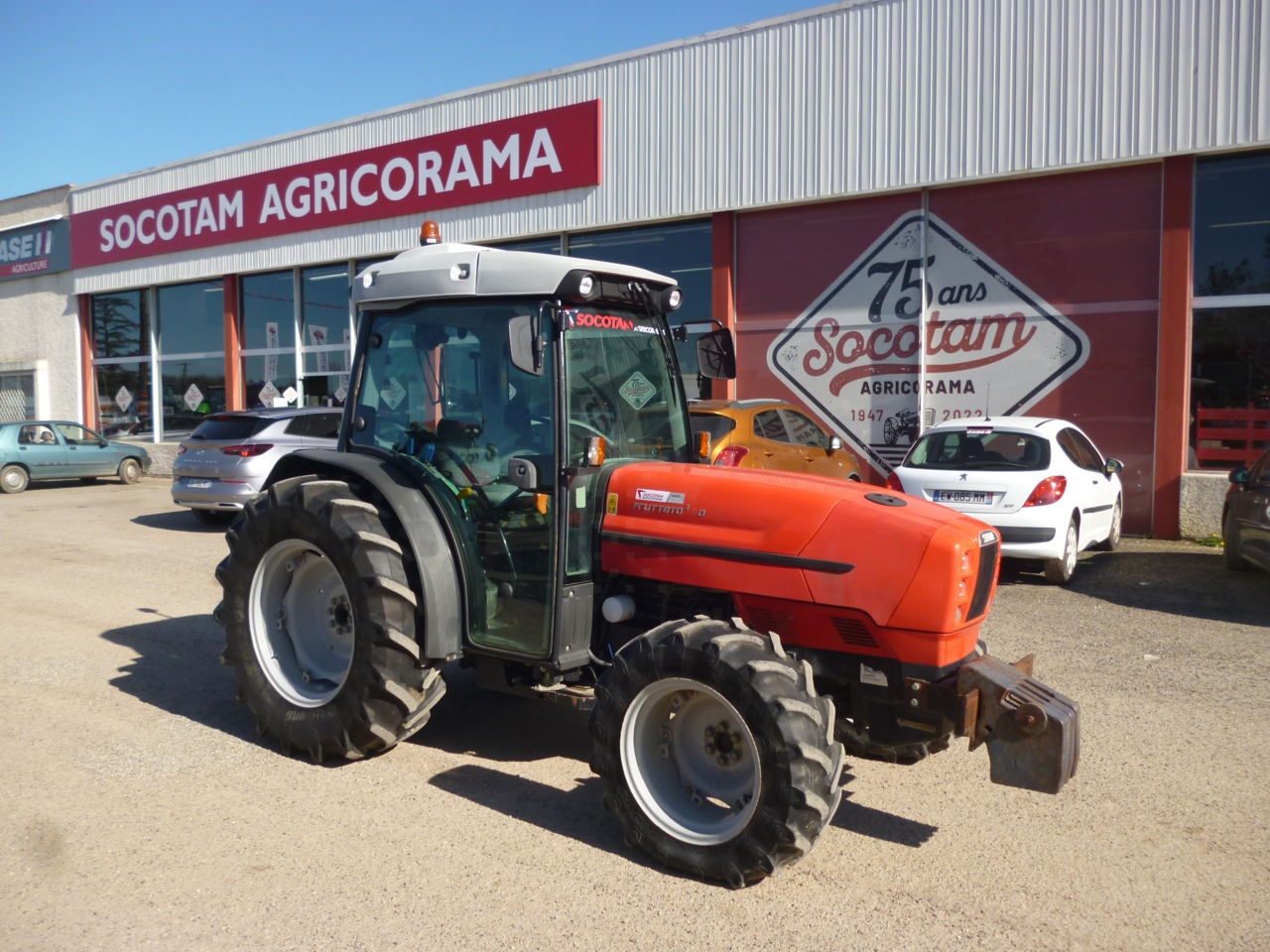 SAME Frutteto3 90 tractor €35,000