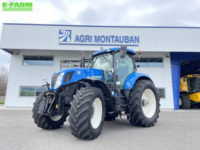 E-FARM: New Holland T7.220 - Tractor - id MQLGWBJ - €65,000 - Year of construction: 2014 - Engine hours: 3,980,Engine power (HP): 167,France