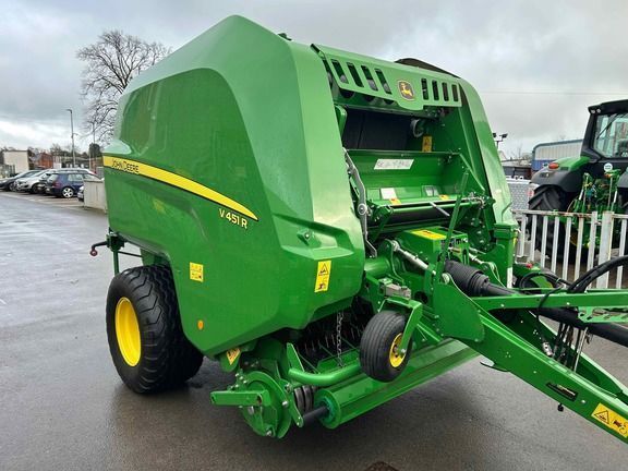 John Deere V451R Ballenpresse 33.807 €