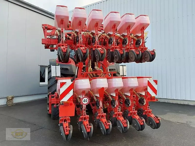 E-FARM: Maschio manta 12 rows - Foratrice combinata - id RTFDSRR - 20.950 € - Anno di costruzione: 2019 - Germania