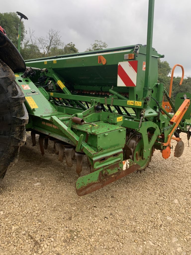 Amazone AD 403 Combinație de semănatoare 15.000 EUR