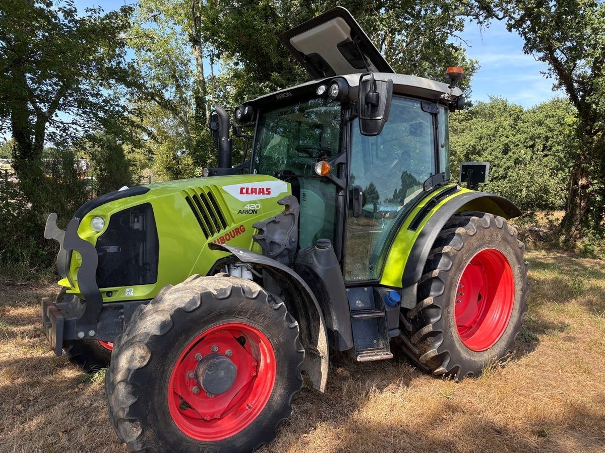 Claas Arion 420 Tractor €49,000