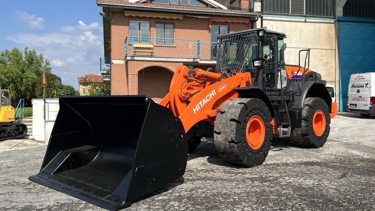 Hitachi zw220-5b Cargador de ruedas 81.000 €