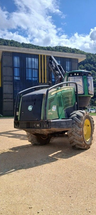 John Deere 1270e Forestry harvester €140,000