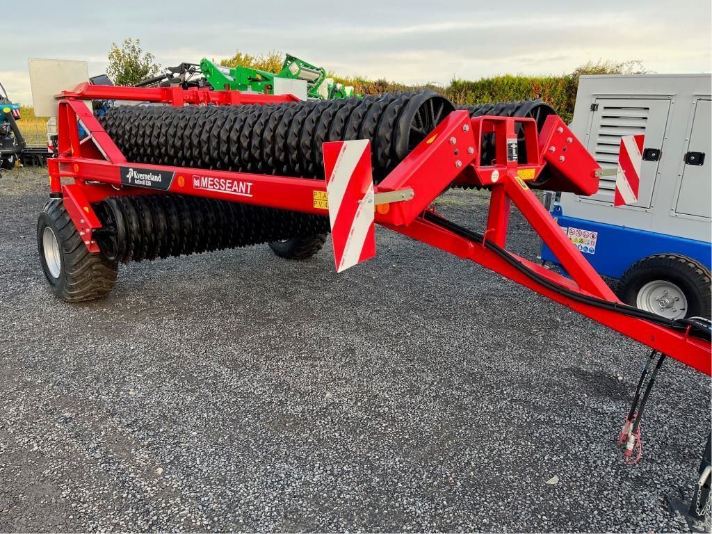 Kverneland Actiroll 830 Prensas y rodillos 16.000 €
