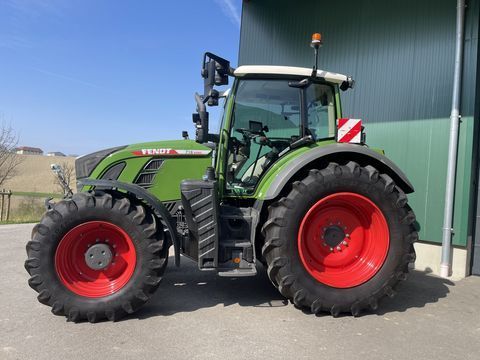 E-FARM: Fendt 718 Vario - Tracteur - id MLWF4ML - 146 000 € - Année: 2021 - Lecture du nombre d'heure: 1 825,Puissance du moteur (chevaux): 188,Autriche