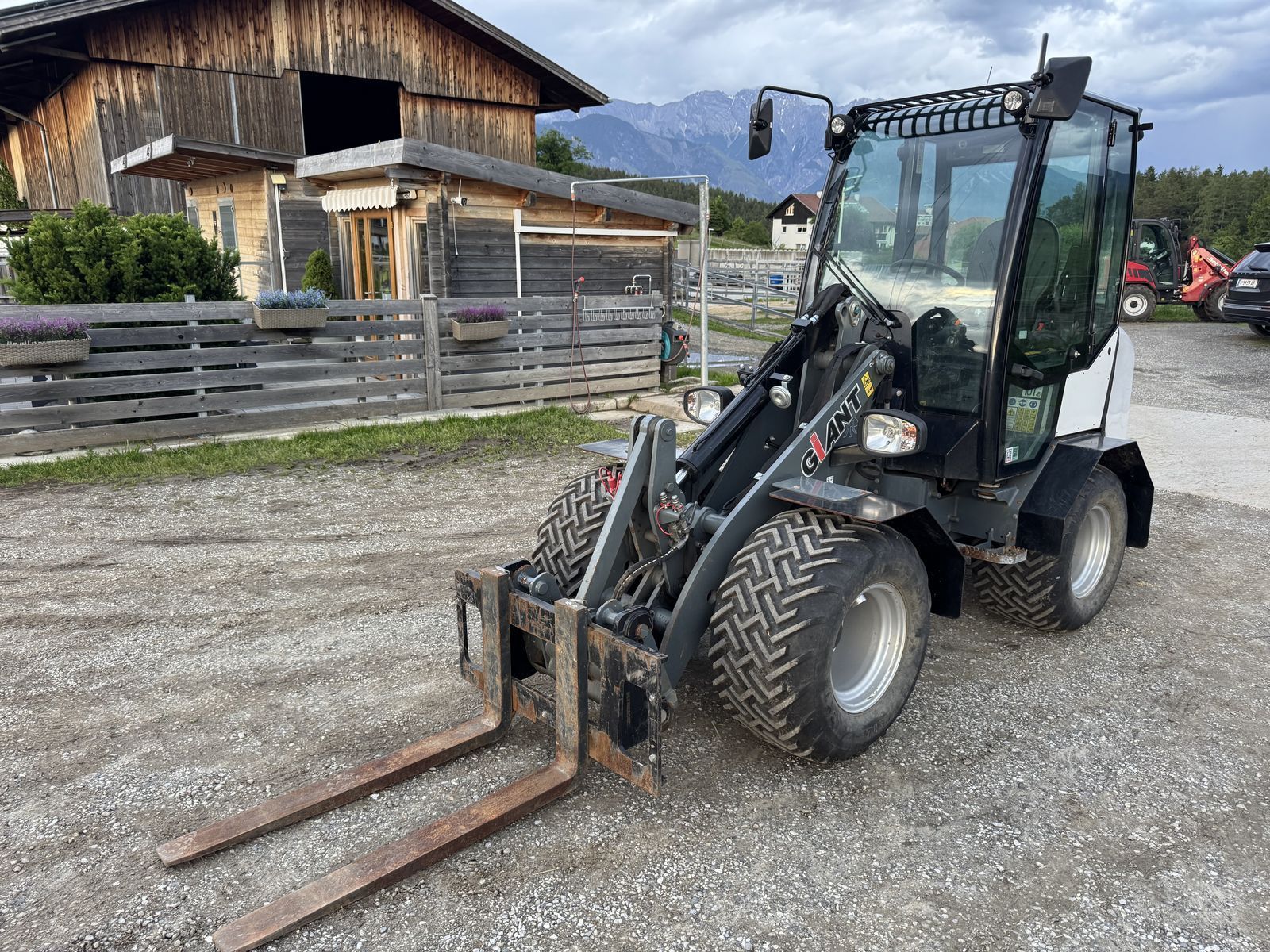 Giant g2500 x-tra hd Wheel loader €37,084