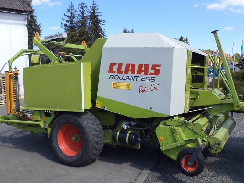 Claas Rollant 255 RC Uniwrap Balownica 21 008 €