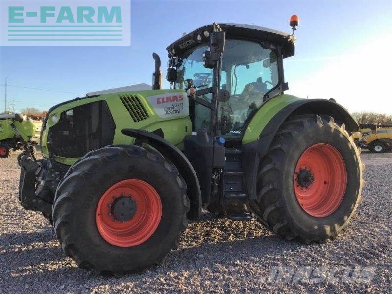 Claas Axion 810 CMATIC Tractor €88,500