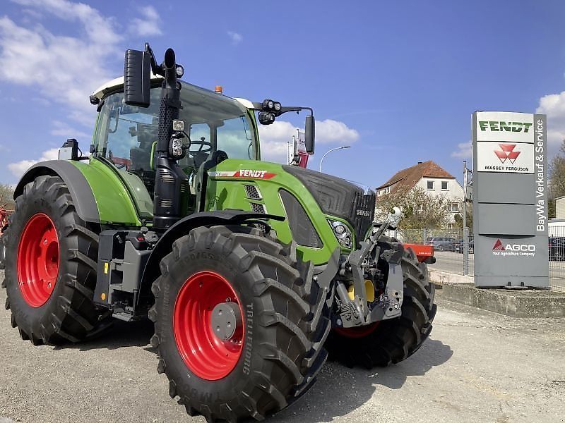 Fendt 718 Vario Profi Plus Traktor 205 000 €