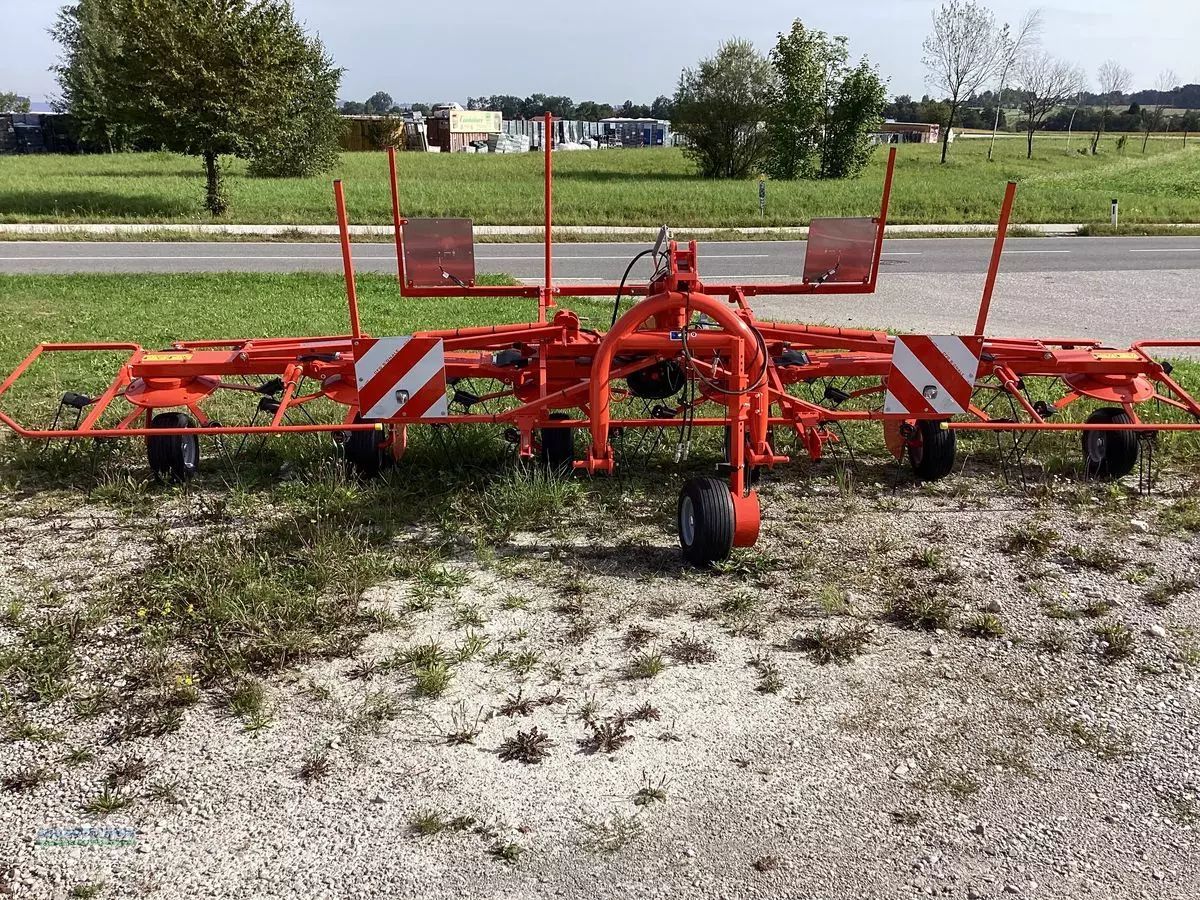 Kuhn GF 6502 Tedder €12,083