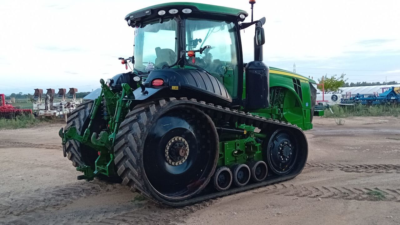 John Deere 8360 RT Tractor 130.000 EUR
