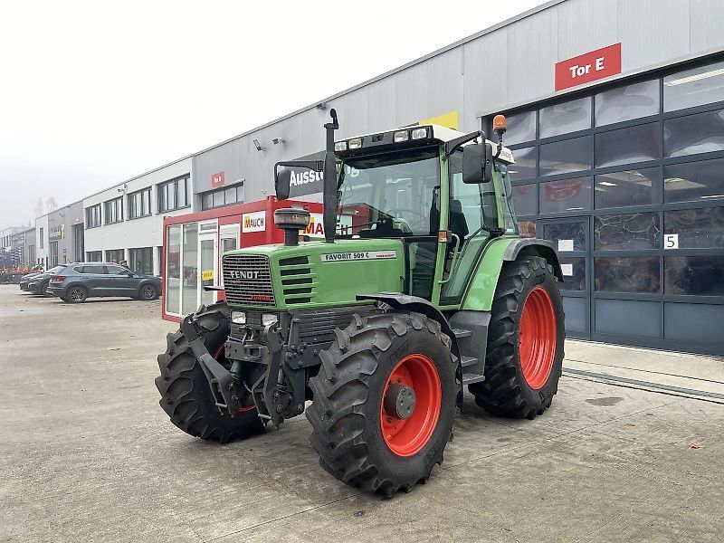 E-FARM: Fendt favorit 509 c - Traktor - id TXBVDET - 43.274 € - Baujahr: 1995 - Abgelesene Motorstunden: 9.400,Österreich