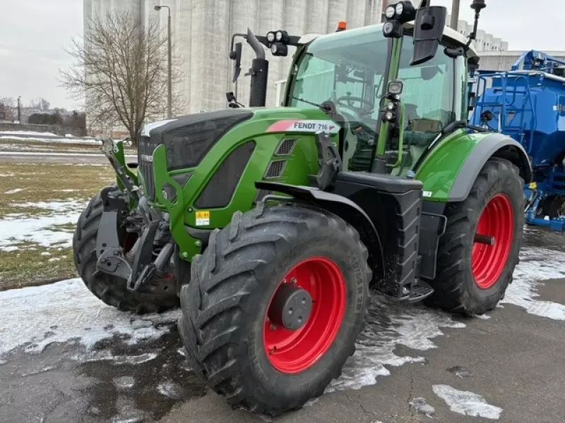 Fendt 716 Vario Tractor €95,000