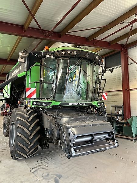 Deutz-Fahr C 9306 TSB Combine harvester €107,500