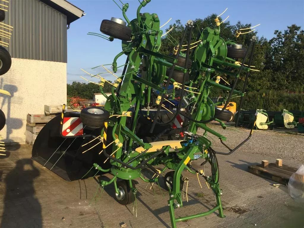 Krone Vendro 900 Rake €20,012