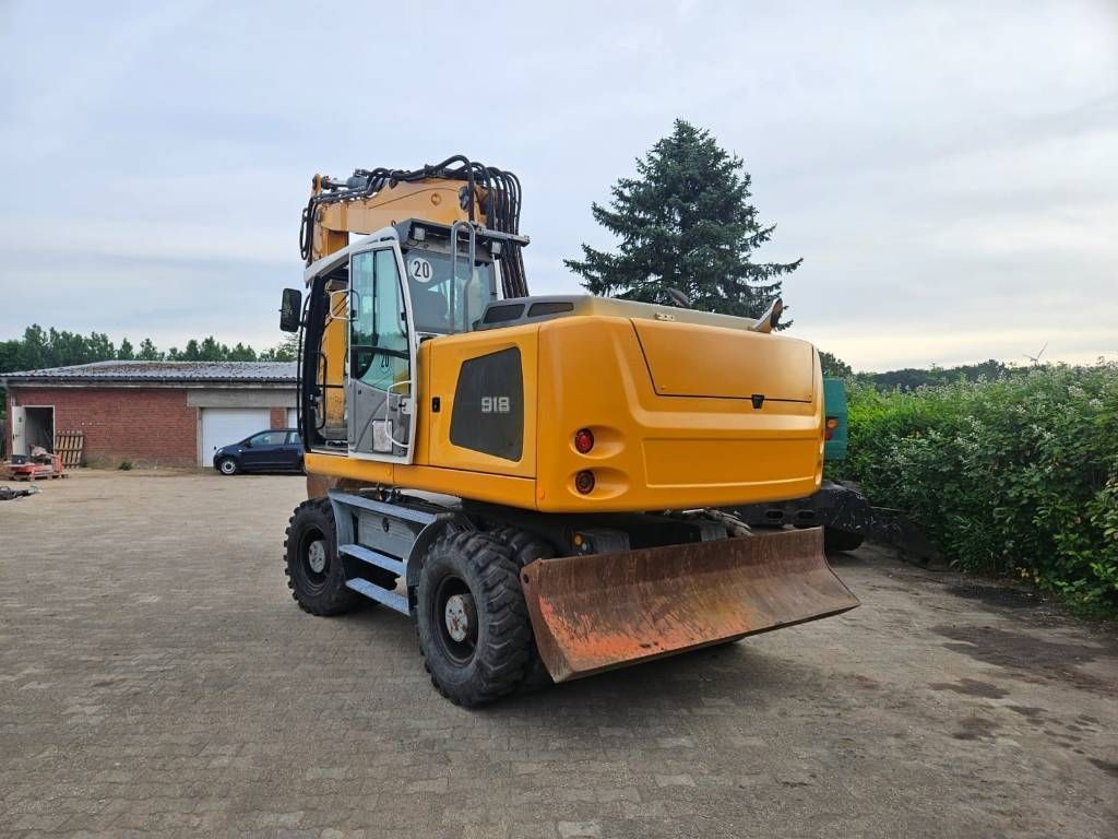 Liebherr a 918 litronic Wheeled excavator €65,500