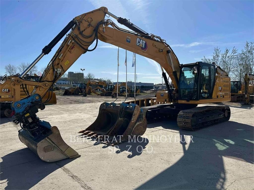 E-FARM: Caterpillar 323 - Pelleteuse sur chenilles - id YFUG2LM - 178 000 € - Année: 2021 - Pologne